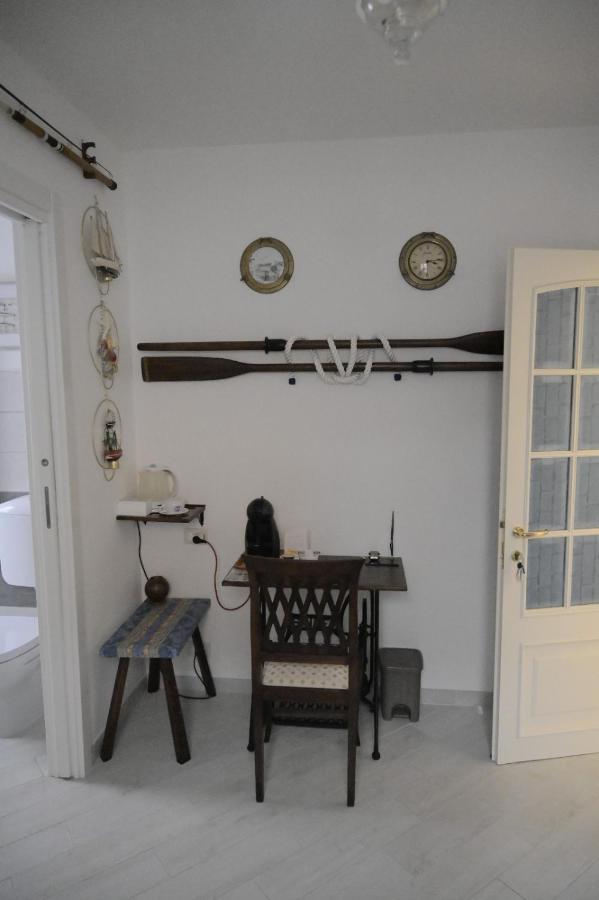 La Terra Di Mingo Bed & Breakfast วาโด ลีกูเร ภายนอก รูปภาพ