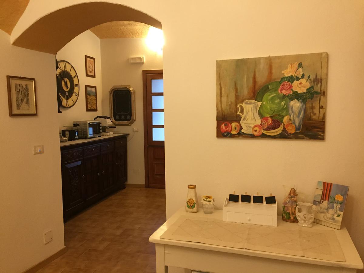 La Terra Di Mingo Bed & Breakfast วาโด ลีกูเร ภายนอก รูปภาพ