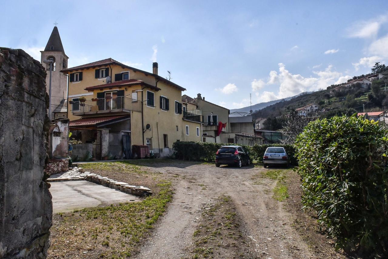 La Terra Di Mingo Bed & Breakfast วาโด ลีกูเร ภายนอก รูปภาพ